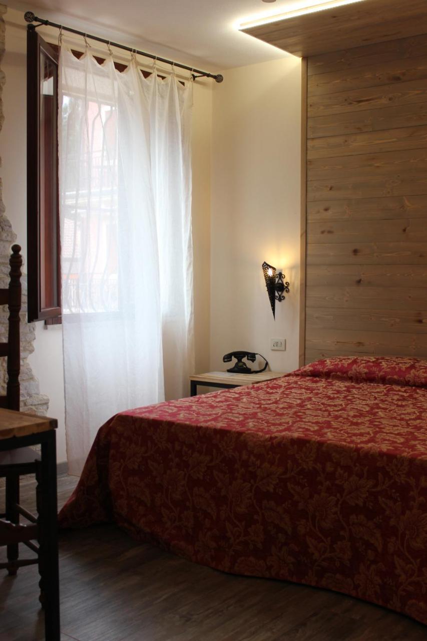 Albergo Al Castello Recoaro Terme Buitenkant foto